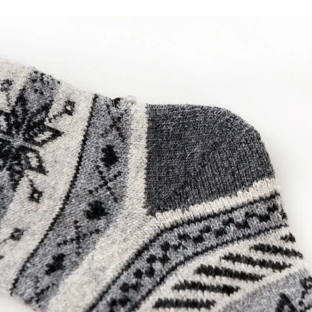 Two New warm wool Jaccard boot socks kids 7-10